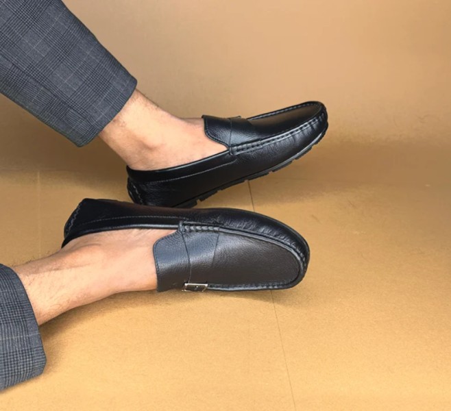Xoos buckle Loafer Black