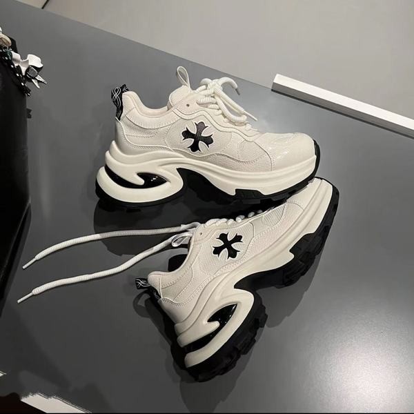 Women's Running Shoes