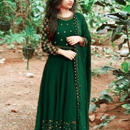 High-Quality Embroidery Georgette fabric Lock moti Gown with Dupatta 4pcs